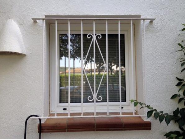 مشخصات پنجره upvc حفاظ دار