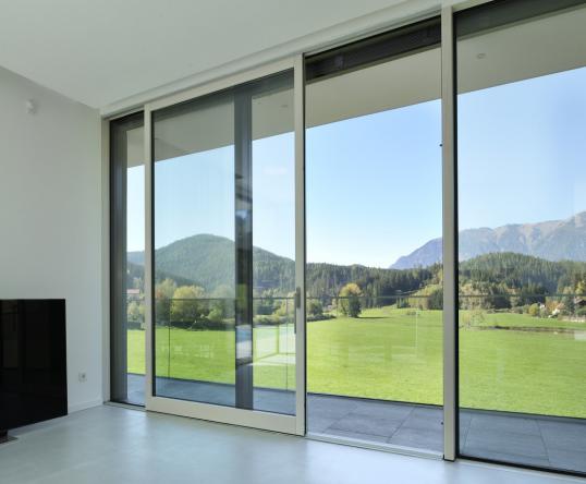 نکاتی که هنگام خرید پنجره آکاردئونی درجه یک باید بدانیم