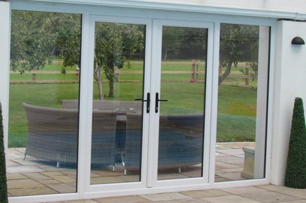 راهنمای خرید انواع درب upvc